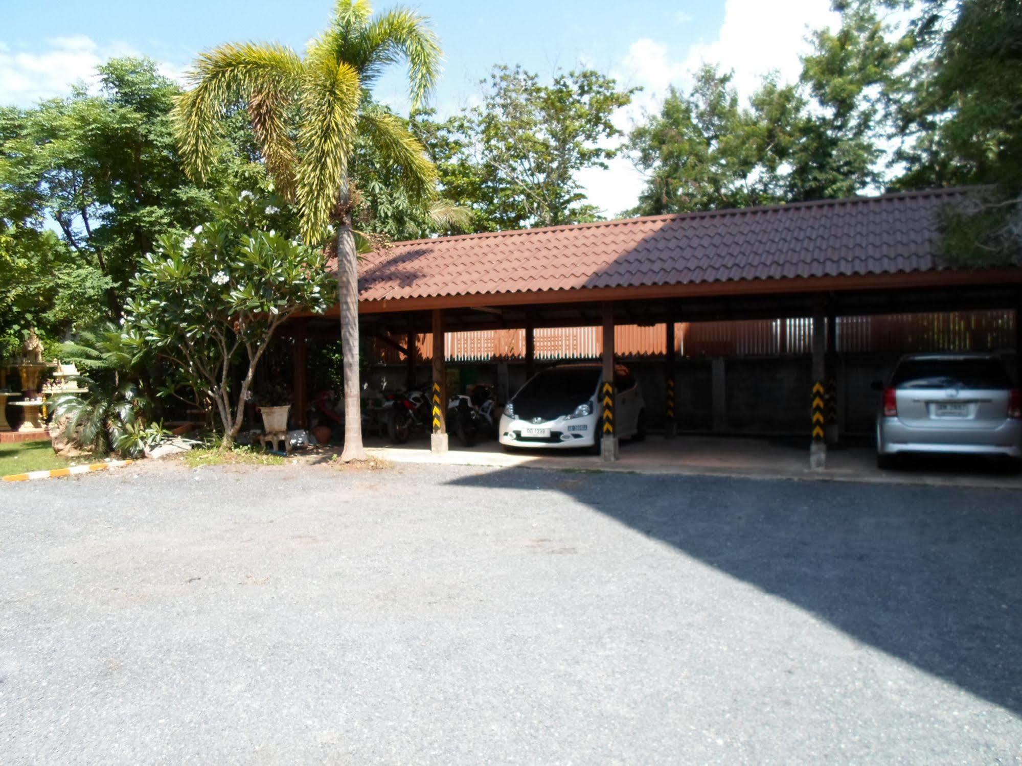 מלון סוראט תאני Papangkorn House מראה חיצוני תמונה