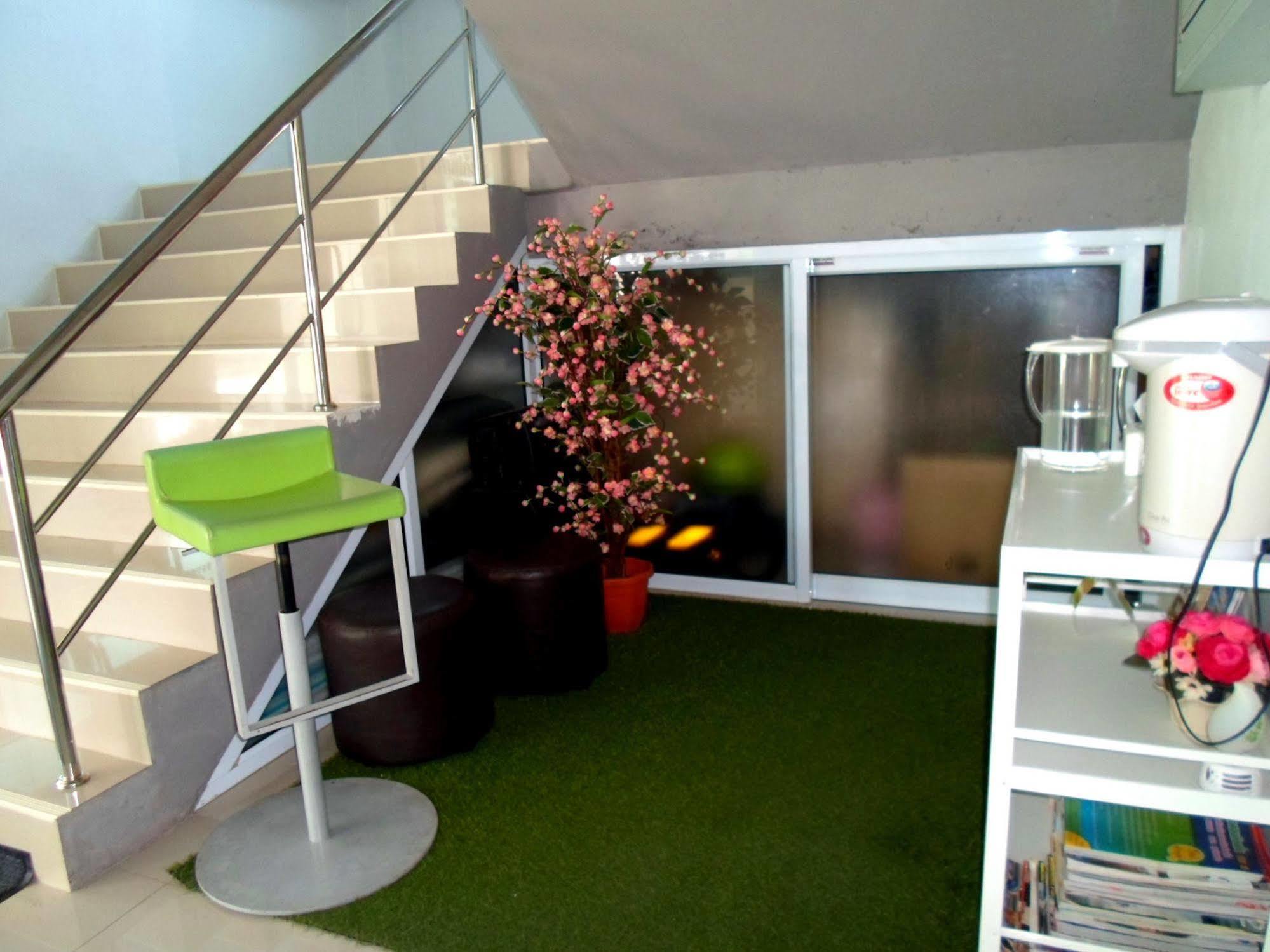 מלון סוראט תאני Papangkorn House מראה חיצוני תמונה