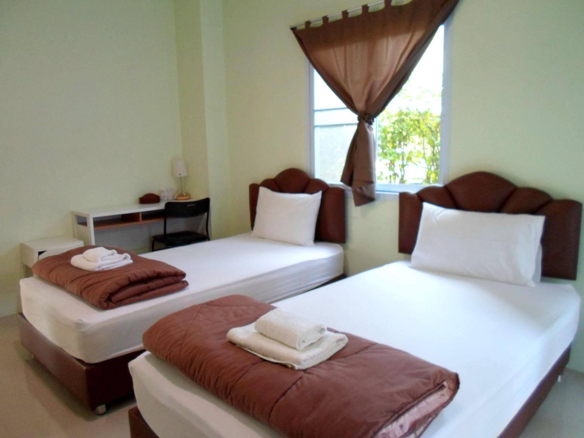 מלון סוראט תאני Papangkorn House מראה חיצוני תמונה